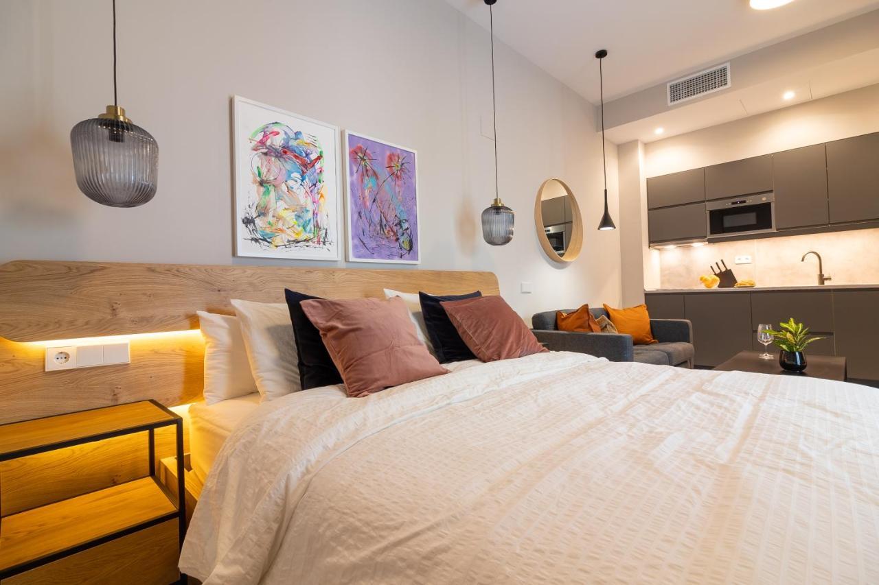Grund Suites Gallery By Freshapartments Málaga Extérieur photo